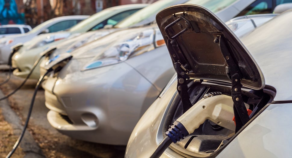 HS2021-The complete guide to charging your EV in public-1